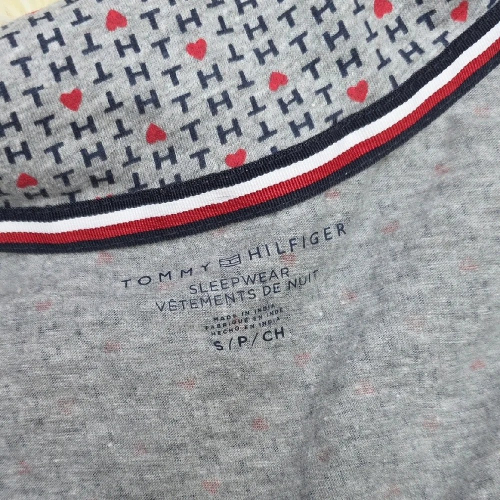 Tommy Hilfiger Grey Sleep Top with Red Heart Print and Navy Trim